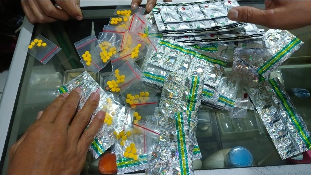 toko obat ilegal